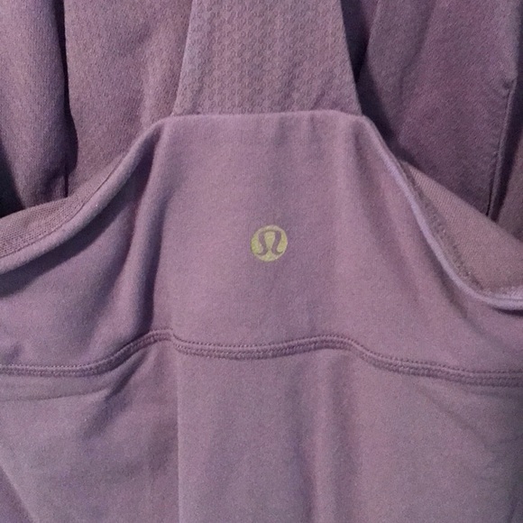 Lululemon Tank - Picture 4 of 5